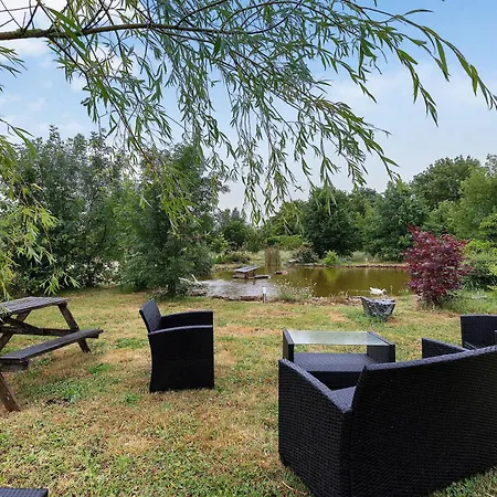 Du Logis De Bourseguin Bourneau